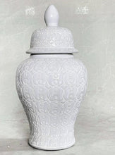 Load image into Gallery viewer, 32 Long Beach White Hampton Jar - Decorative
