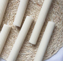 Load image into Gallery viewer, Pink Decorative Pillar Candle Sets of 2