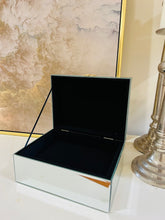 Load image into Gallery viewer, Jewelry Box Mirror Large 25x19x12cm - Decorative
