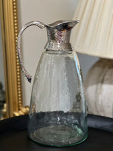 Load image into Gallery viewer, TNK - HAMMERED GLASS JUG SILVER SPOUT
