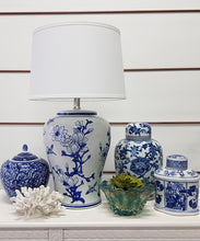 Load image into Gallery viewer, Emperor Jar Blue and White - Decorative
