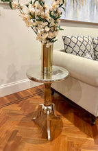 Load image into Gallery viewer, Country Round Wood legs Side Table
